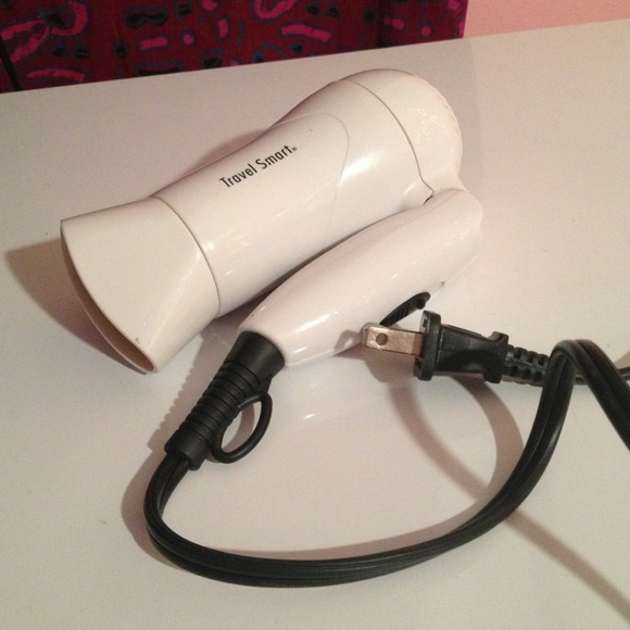Compact travel hair dryer !