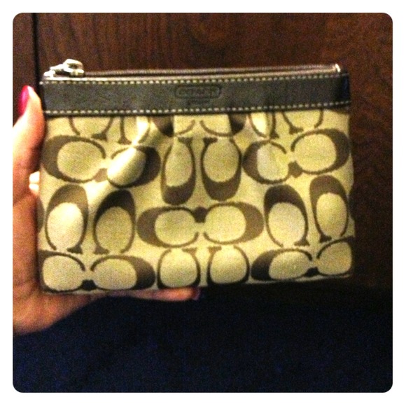 Authentic coach wallet - Picture 1 of 4