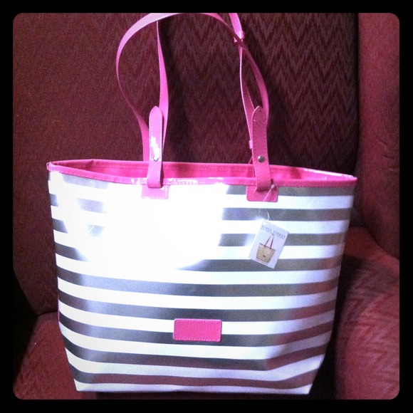 Stage stores purse