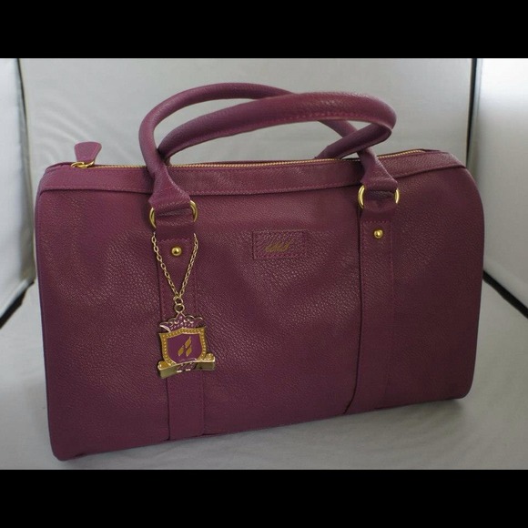 SOLD SOLD NILE 40.12S