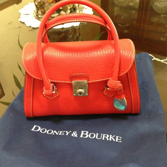 Dooney & Bourke Handbags - ❌❌❌SOLD @malmac98❌❌❌