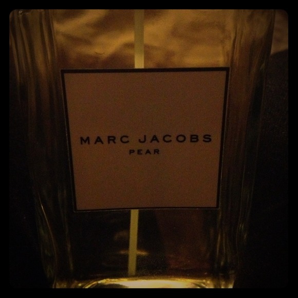 Sale!!!  Marc Jacobs Pear scent