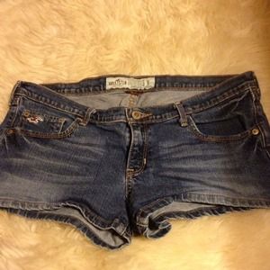 ⚡REDUCED⚡Hollister stretch shorts