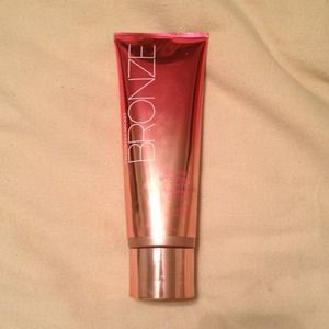 Vs bronzer lotion