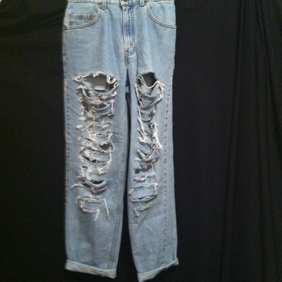 Levi's destroyed denim boyfriend jeans