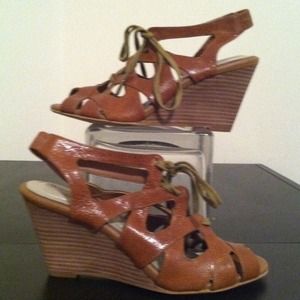 Giani Bernini Wedges