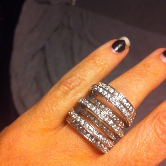 Large cubic zirconia ring ❤❤reduced