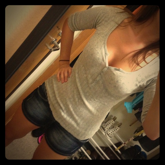 Grey Aeropostale Top