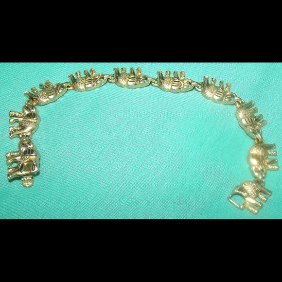Elephant bracelet! Goldish /silverish