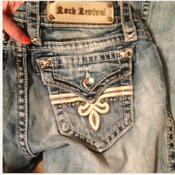 25 rock revival jeans