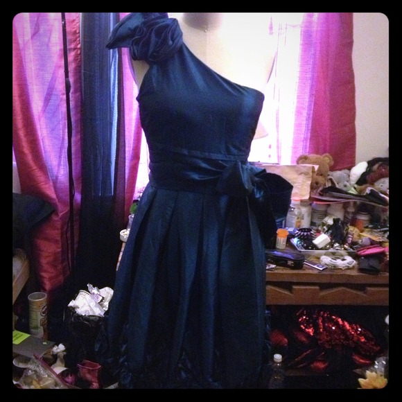 Adorable blue prom or party dress!!