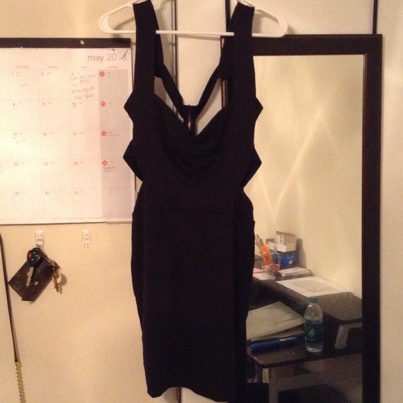 Body central dress