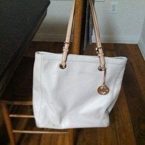 Michael Kors tote