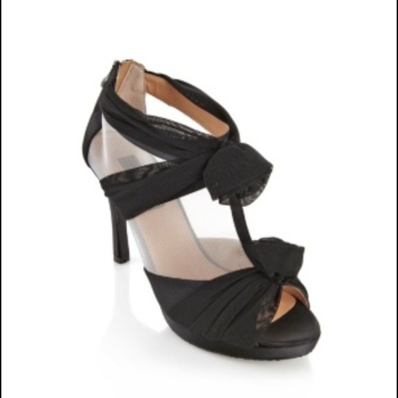 ❤PRICE REDUCED❤BEAUTIFUL BLACK HIGH HEEL!! - Picture 1 of 1
