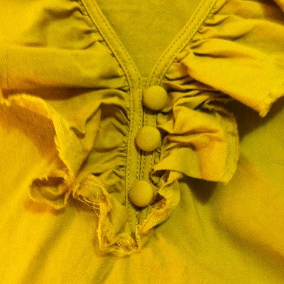 Elle olive green top - Picture 2 of 4