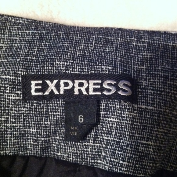 EXPRESS KNEE LENGTH PENCIL SKIRT ADORABLE !! - Picture 3 of 3