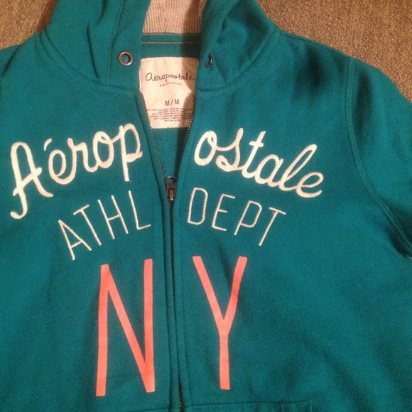 ๐REDUCED!๐Aero sweat outfit! Size M! ๐NWOT๐ - Picture 2 of 3