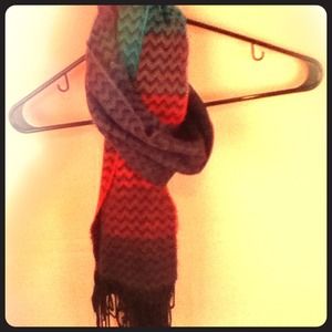 Multicolored scarf