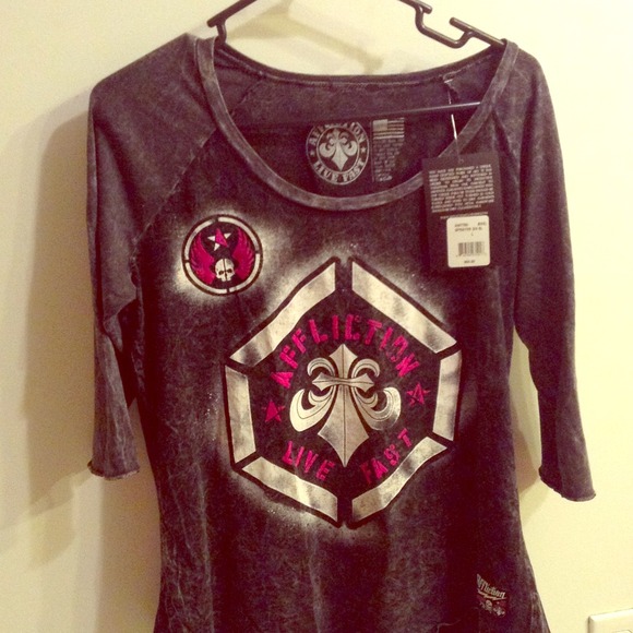 Affliction 3/4 sleeve super soft top!! 👍😍🌹