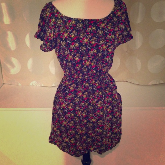 Xhilaration Multi color floral tee dress