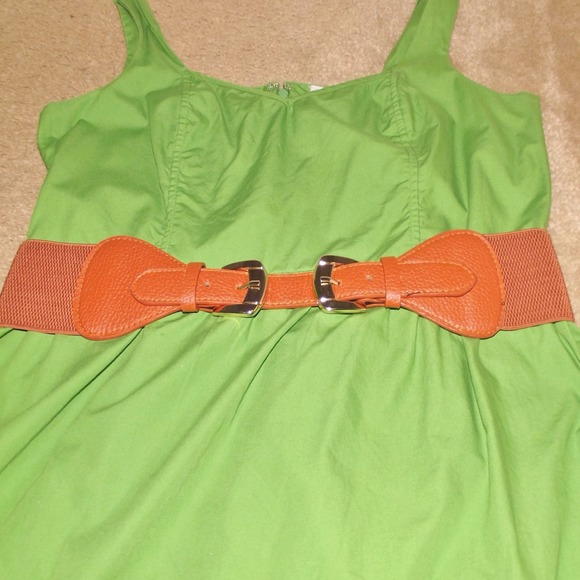 Tan waist belt