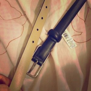 Banana republic new black thin leather belt