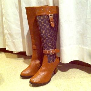 *HOLD*  Louis Vuitton boots