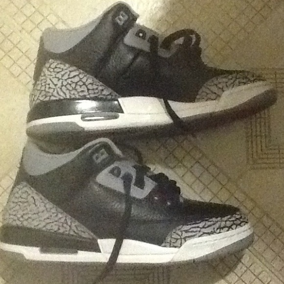 👋✋✋✋✋ SOLD ✋✋✋JORDAN ✨🌟 cement 3s - Picture 4 of 4