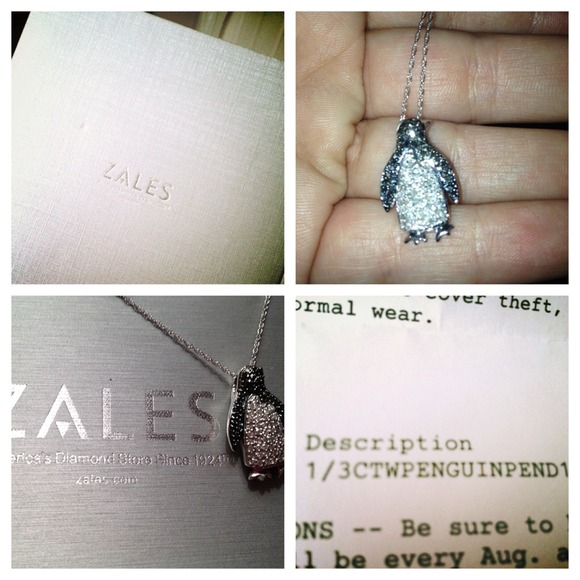 1/3 ct white and black diamond penguin pendent