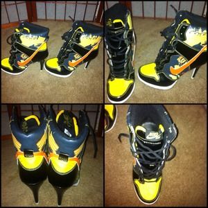 Nike fashion heels! Dunks.