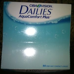 90 one-day contact lenses