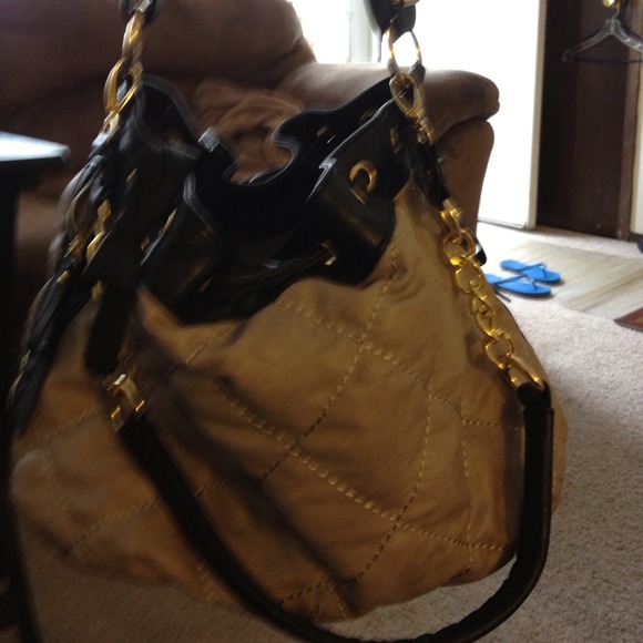 Tan/brown urban expressions purse!