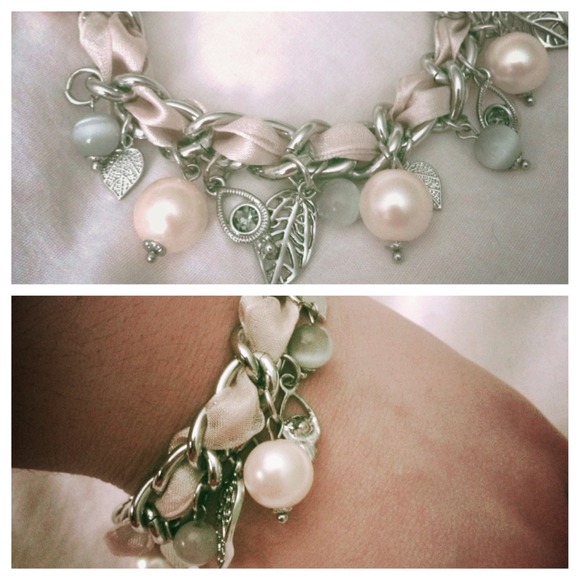 Charm bracelet.