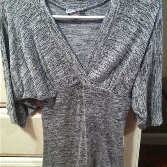 🚫TRADED🚫Gray top
