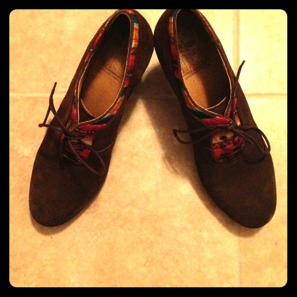 REDUCED Fortress of Inca brown booties