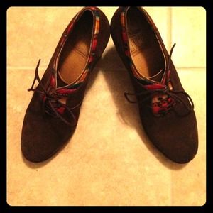 REDUCED Fortress of Inca brown booties