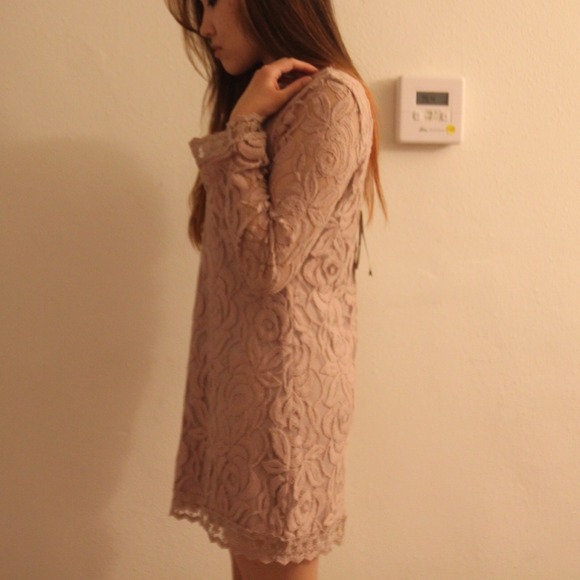 ❤RESERVED in bundle❤ American Rag Lace Dress - Picture 2 of 2