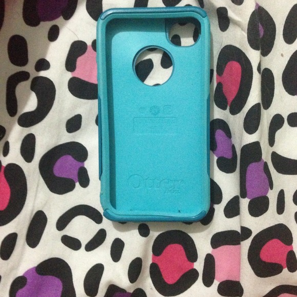 Brand new iphone 4/4s otterbox case