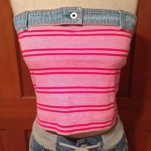 Nice summertime tube top with denim band accent