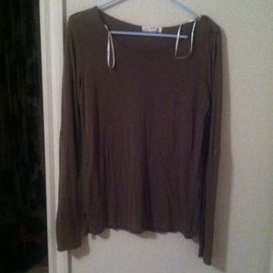 Brown shirt with adjustable sleeves. Super soft!!!
