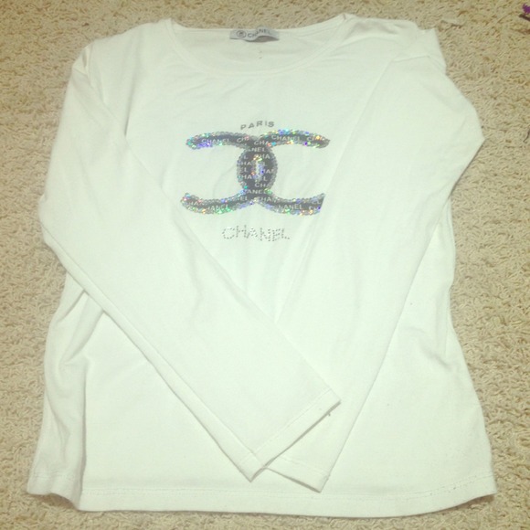 Traded! Chanel White T-Shirt