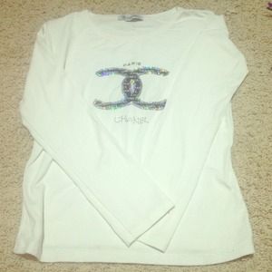 Traded! Chanel White T-Shirt