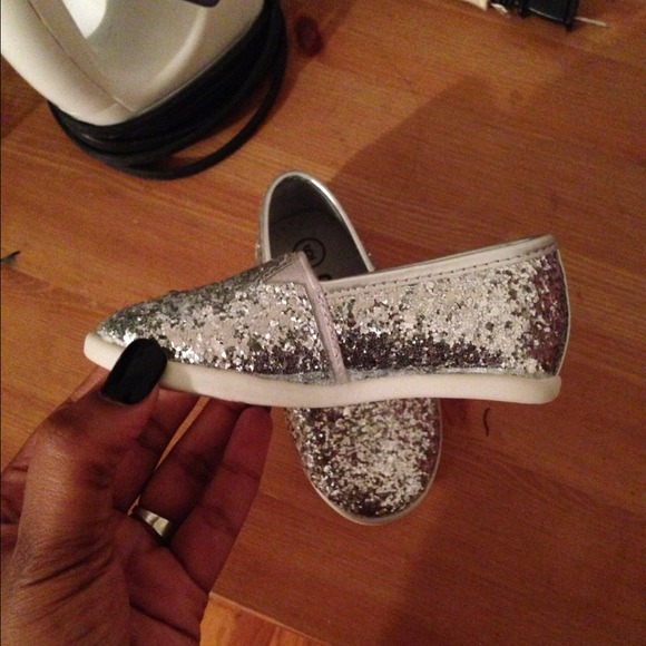 I love this shoe it's made by Circo just right