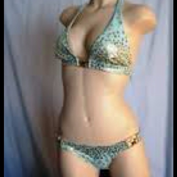 🔥 Victoria Secret bikini! Med top Small bottoms - Picture 2 of 2