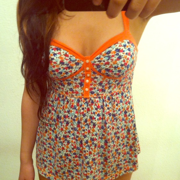 Abercrombie floral tank