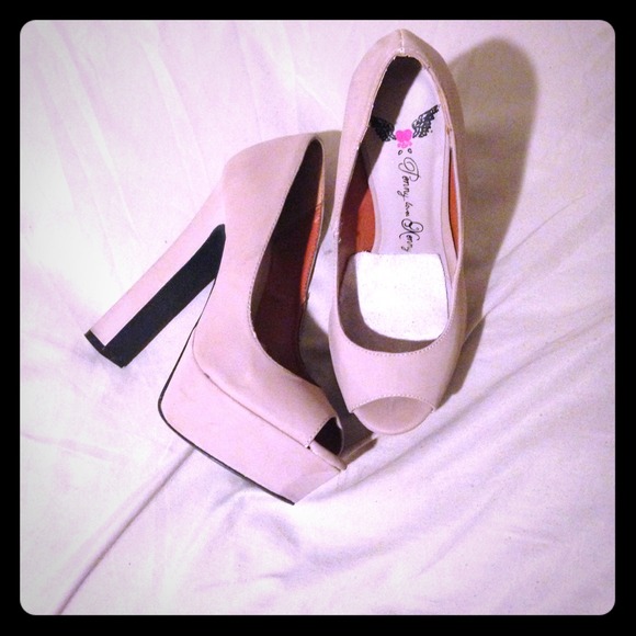 Shoes - ✨Taupe Sky-high Open Toe Heels✨