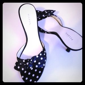 Pesaro low heels