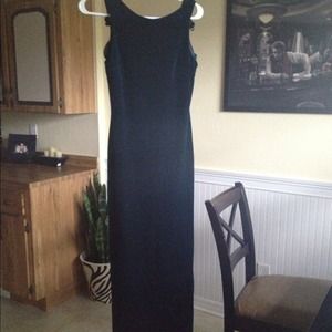 Gorgeous emerald green dress