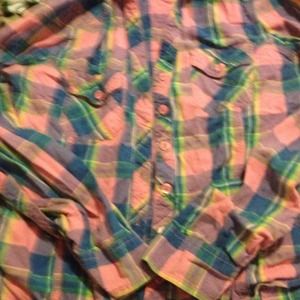 Plaid long sleeves .
