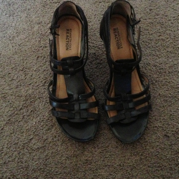 REDUCED Kenneth Cole dark brown sandals 8.5